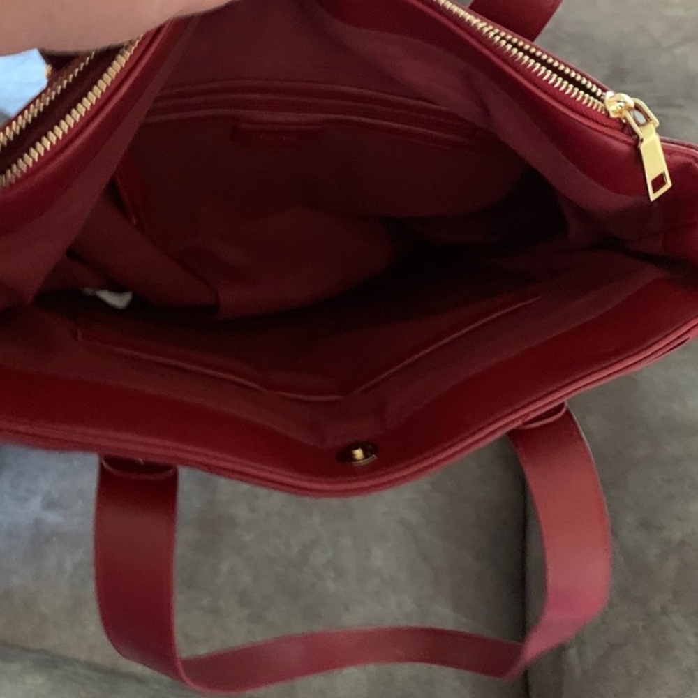 ♥️XOXO RED PUFFER SATCHEL/TOTE BAG - Picture 5 of 5